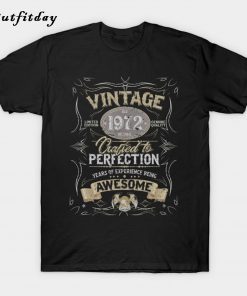 Classic 47th birthday gift Vintage 1972 T-Shirt B22